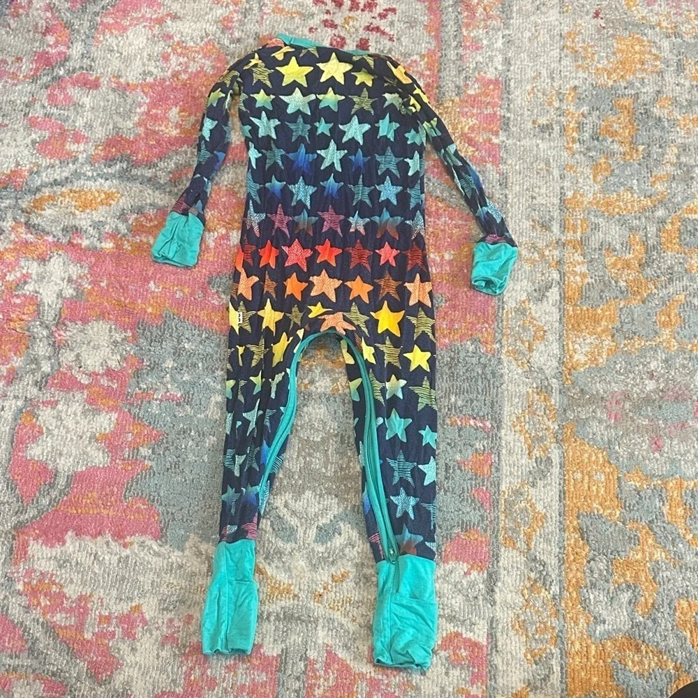 Little Sleepies vibrant star